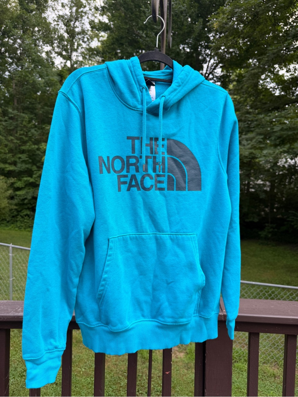 The North Face Men’s Medium blue hoodie